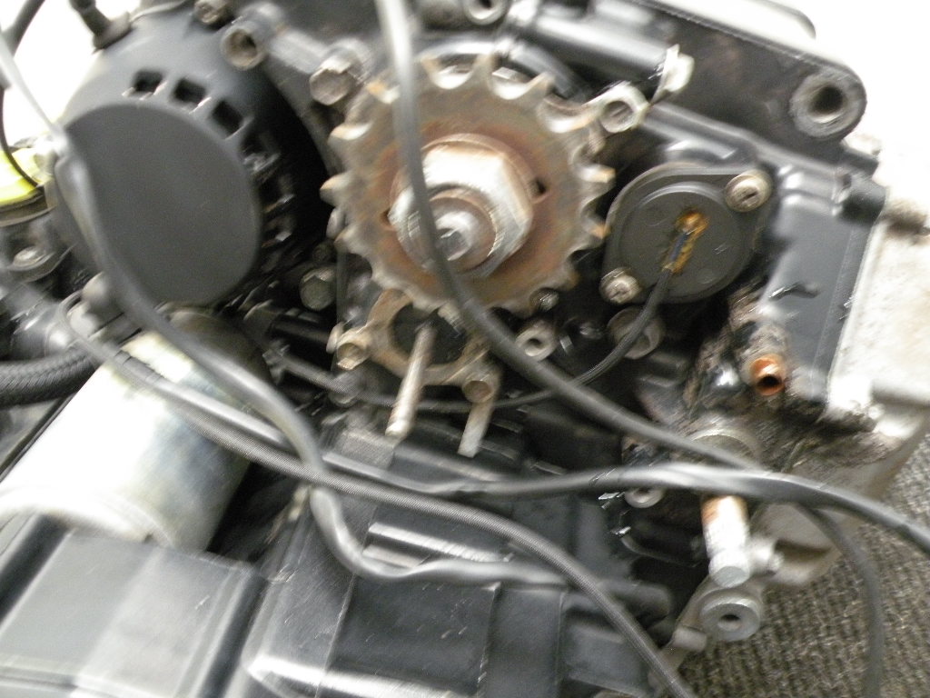 Moteur SUZUKI 750 GSX F -1993- (R712)(58 359 km)