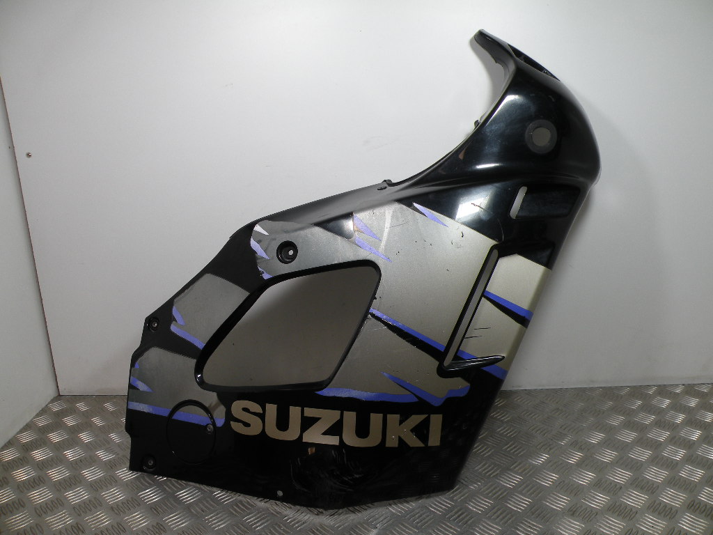 Carénage avant droit SUZUKI 750 GSXF 4t -1993-