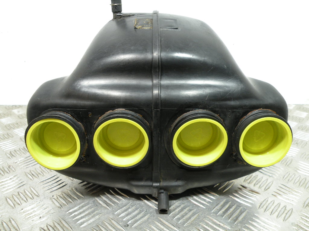 Boîte à air SUZUKI 750 GSXF 4t -1993-