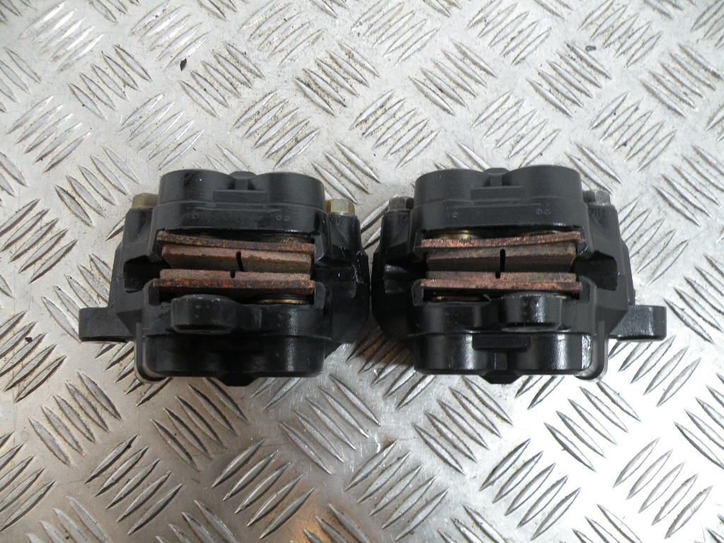 Étrier de frein avant SUZUKI 750 GSXF 4t -1993-