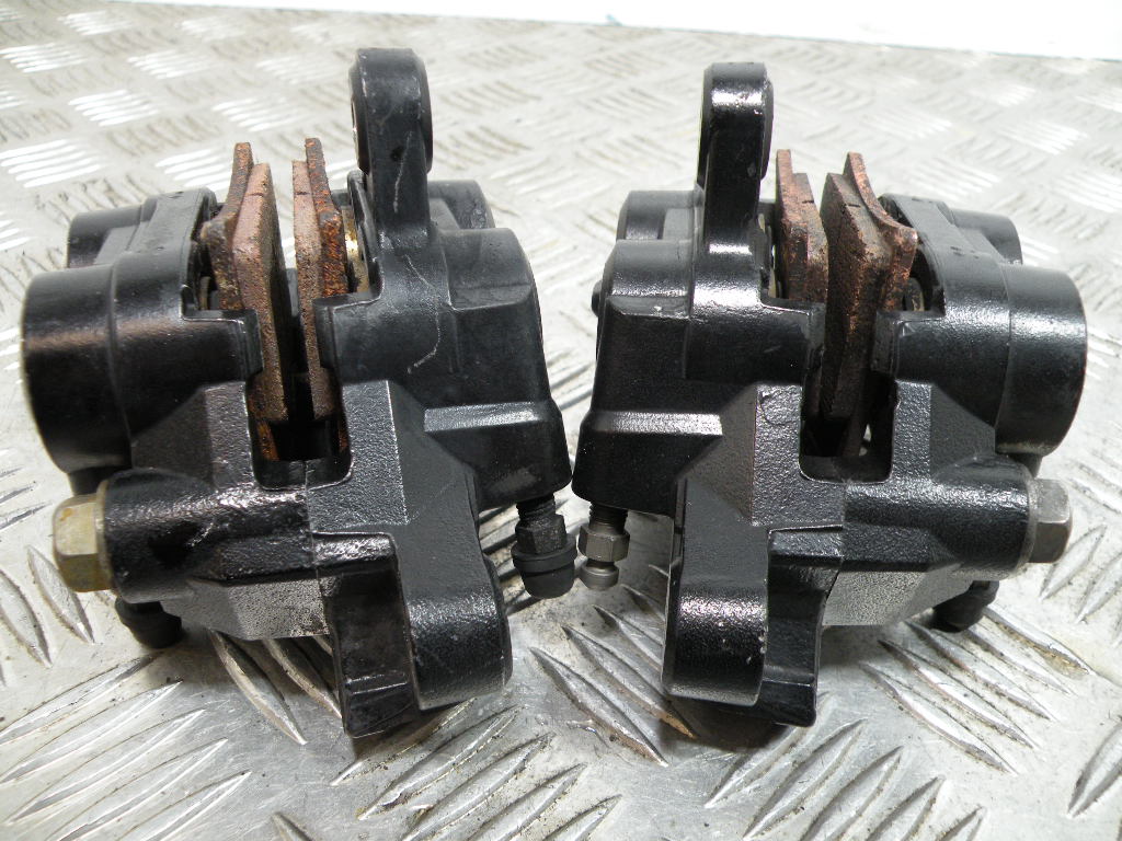 Étrier de frein avant SUZUKI 750 GSXF 4t -1993-