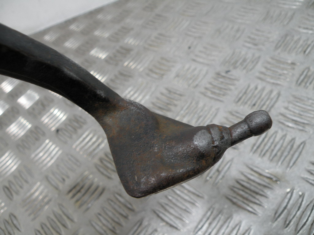 Béquille latérale SUZUKI 750 GSXF 4t -1993-