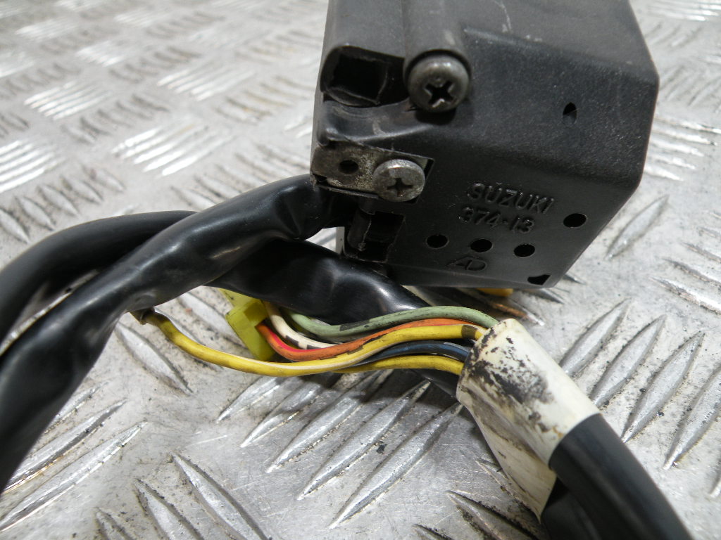 Commodo gauche SUZUKI 750 GSXF 4t -1993-