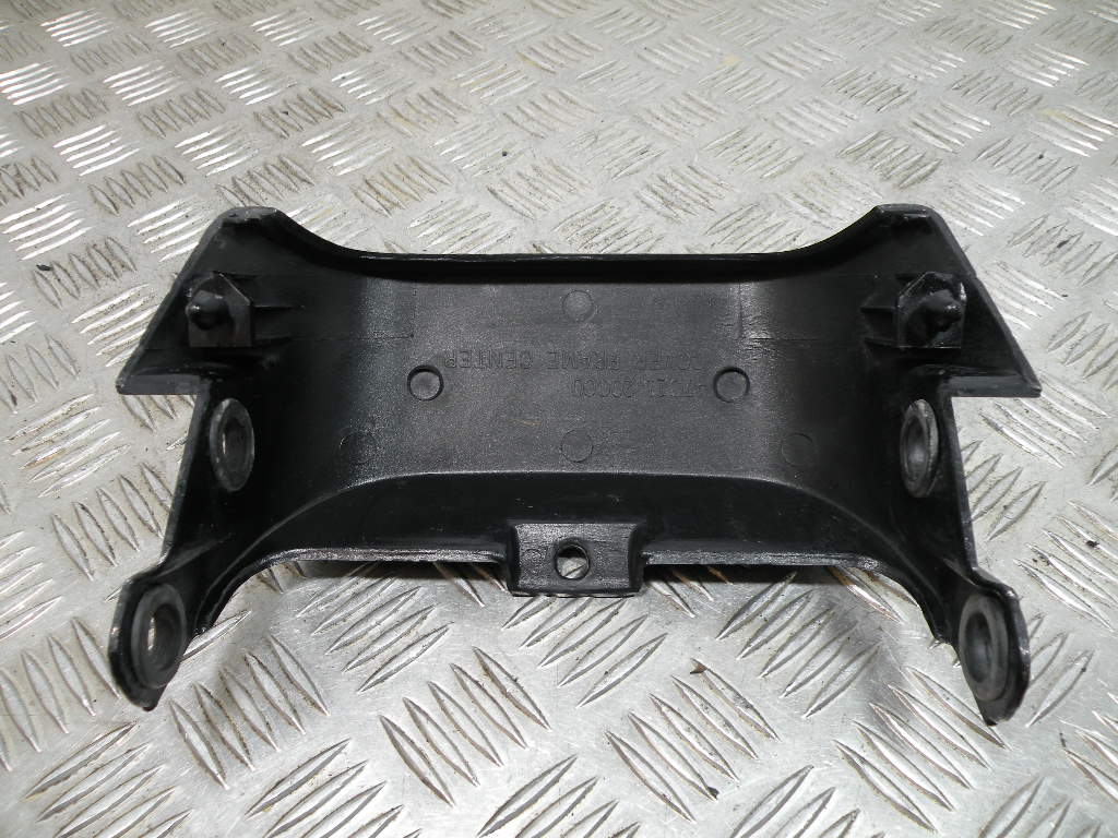 Jonction de carénage arrière SUZUKI 750 GSXF 4t -1993-