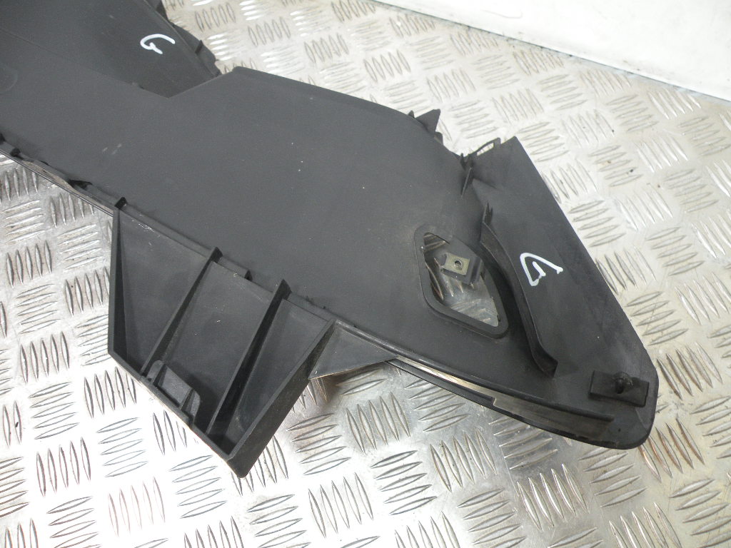 Marche pied gauche YAMAHA 400 MAJESTY 4t -2006-