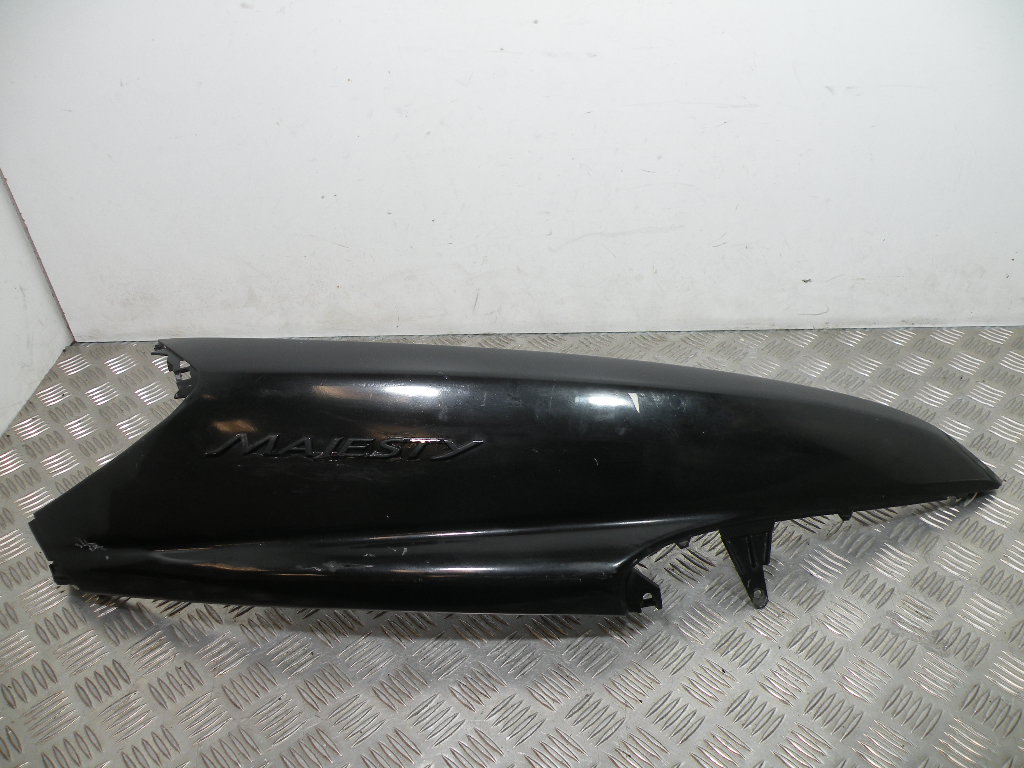 Carénage coque arrière droit YAMAHA 400 MAJESTY 4t -2006-