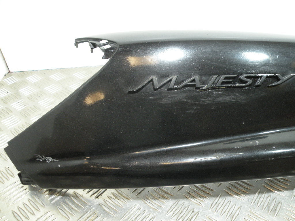 Carénage coque arrière droit YAMAHA 400 MAJESTY 4t -2006-