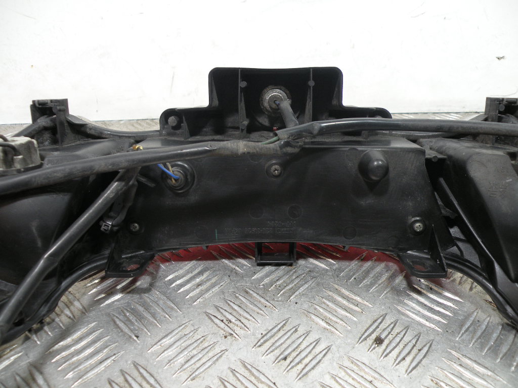 Feu arrière YAMAHA 400 MAJESTY 4t -2006-