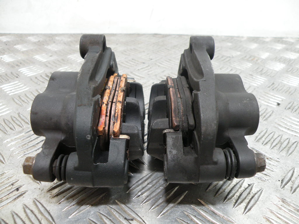 Étriers de frein avant YAMAHA 400 MAJESTY 4t -2006-