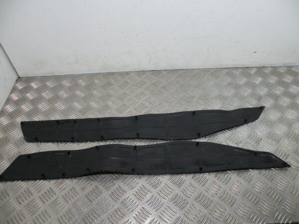Tapis de marche pied YAMAHA 400 MAJESTY 4t -2006-