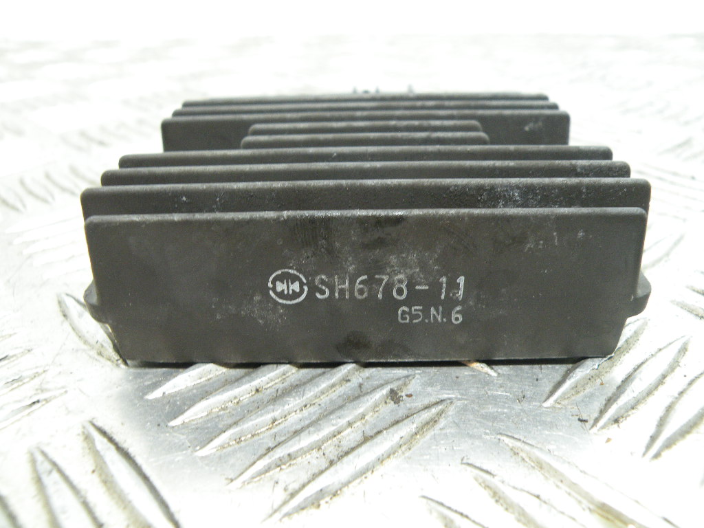 Régulateur de tension YAMAHA 400 MAJESTY 4t -2006-