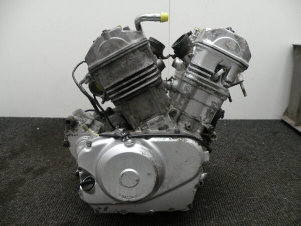Moteur HONDA 650 DEAUVILLE -2003- (RC47E)(88 486 km)
