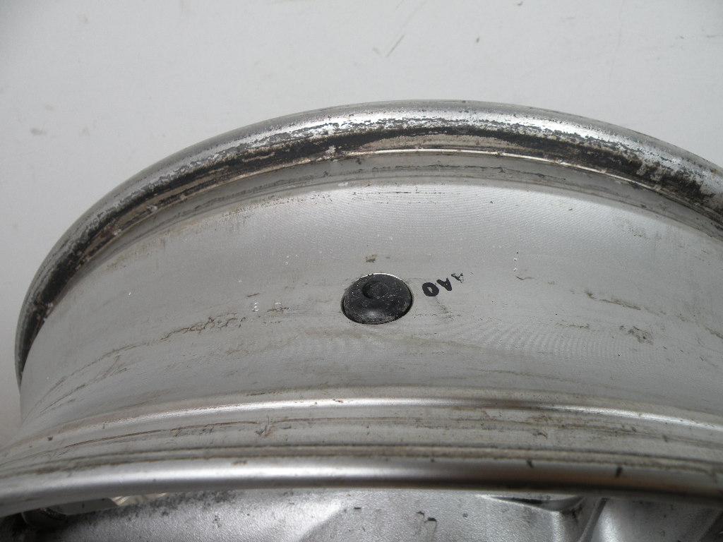 Jante arrière HONDA 650 DEAUVILLE 4t -2003-