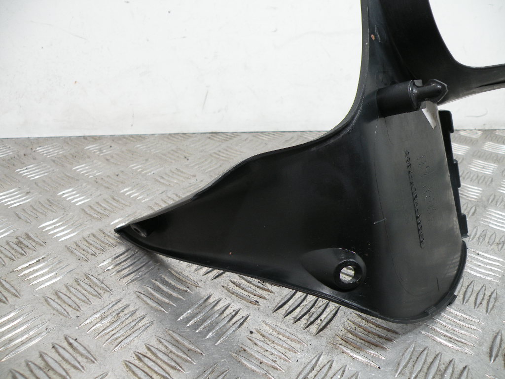 Cache latéral droit HONDA 650 DEAUVILLE 4t -2003-