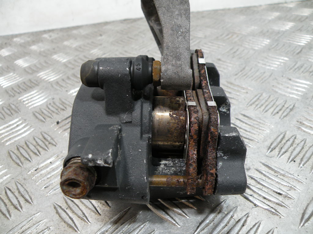 Étrier de frein arrière HONDA 650 DEAUVILLE 4t -2003-