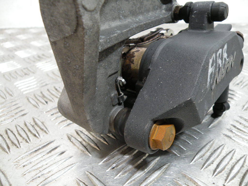 Étrier de frein arrière HONDA 650 DEAUVILLE 4t -2003-