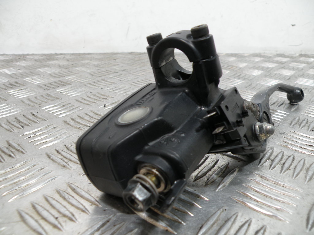 Maître cylindre de frein avant HONDA 650 DEAUVILLE 4t -2003-