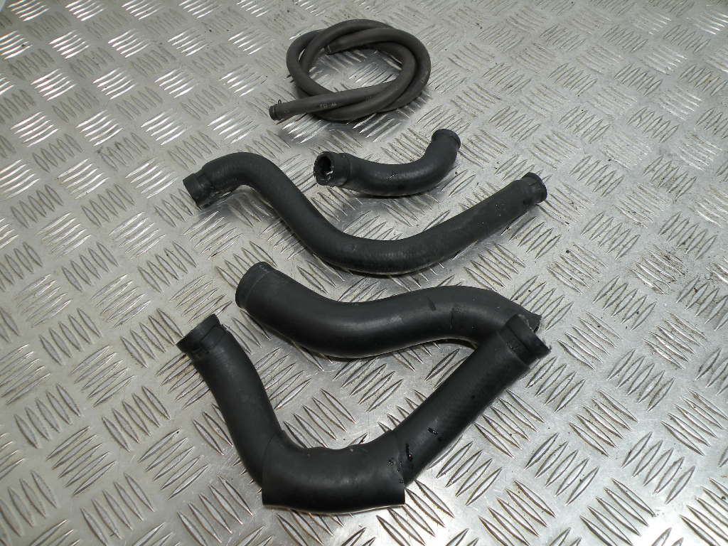 Lot de durites HONDA 650 DEAUVILLE 4t -2003-