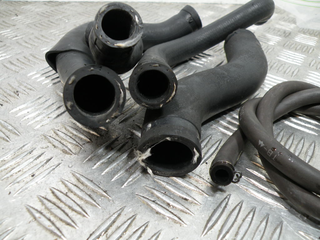 Lot de durites HONDA 650 DEAUVILLE 4t -2003-