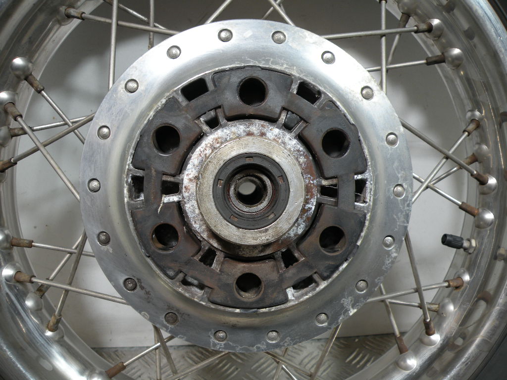 Roue arrière APRILIA 125 CLASSIC 2t -2003-