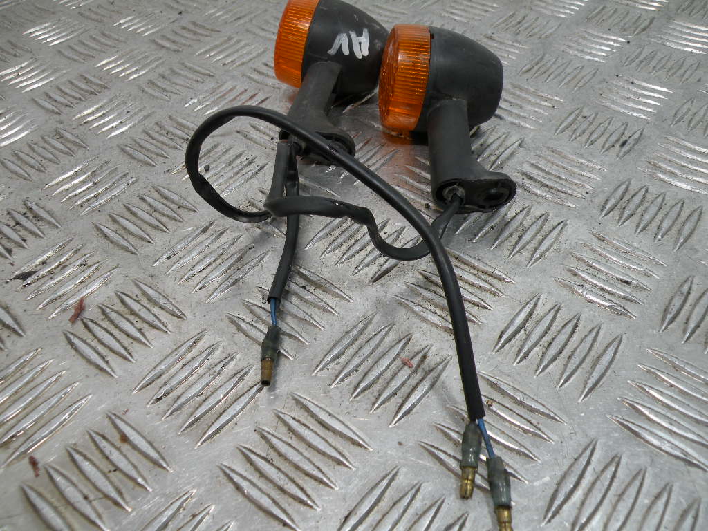 Clignotant avant APRILIA 125 CLASSIC 2t -2003-