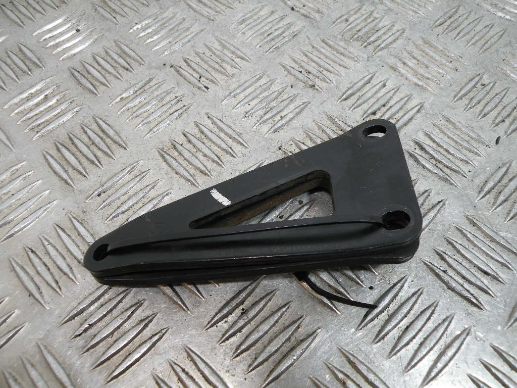 Patte de fixation d’échappement APRILIA 125 CLASSIC 2t -2003-