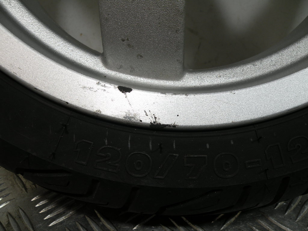 Roue arrière PEUGEOT 50 VIVACITY 2t -2013-