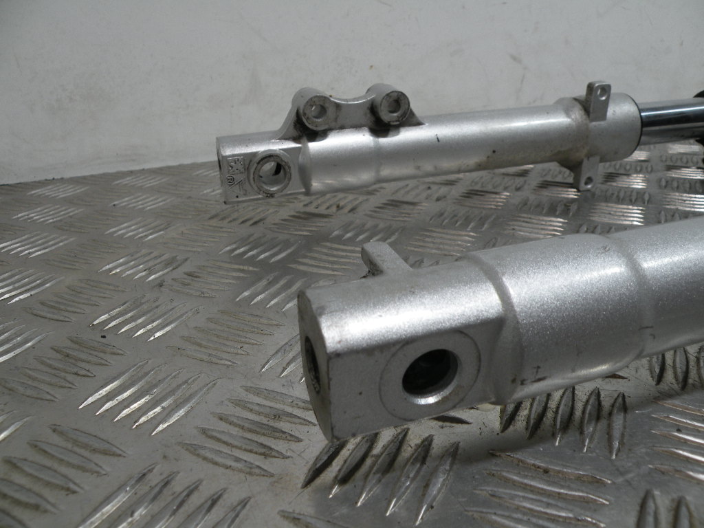 Fourche PEUGEOT 50 VIVACITY 2t -2013-