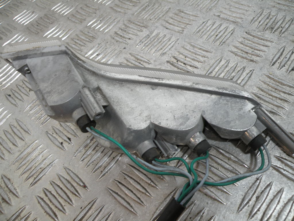 Clignotant avant PEUGEOT 50 VIVACITY 2t -2013-