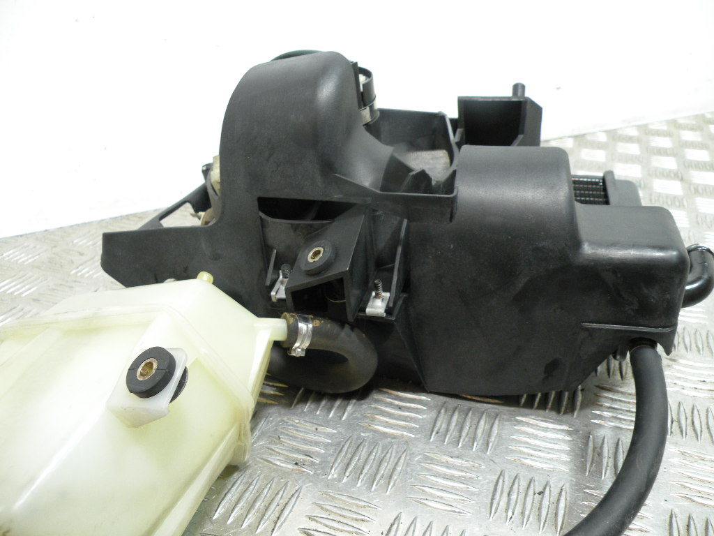 Radiateur / Ventilateur / Vase d’expansion PIAGGIO 125 HEXAGON 2t -1996-