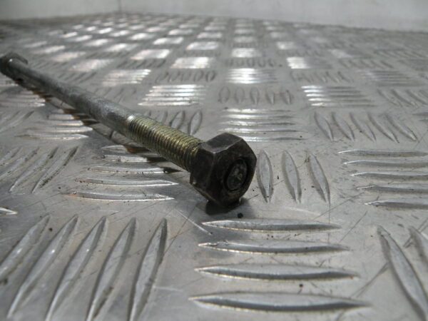 Axe de roue avant PIAGGIO 125 HEXAGON 2t -1996-