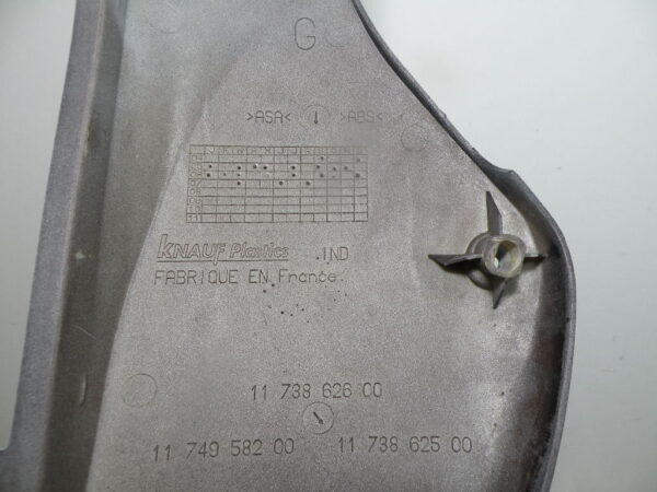 Carénage latéral gauche PEUGEOT 50 TREKKER 2t -2008-
