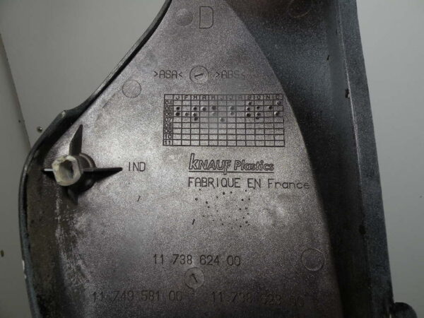 Carénage latéral droit PEUGEOT 50 TREKKER 2t -2008-