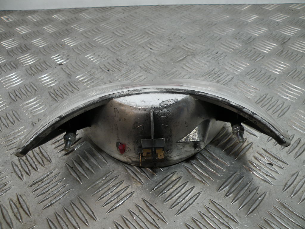Feu arrière PEUGEOT 50 TREKKER 2t -2008-
