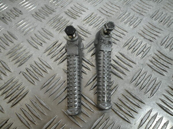 Repose pied PEUGEOT 50 TREKKER 2t -2008-