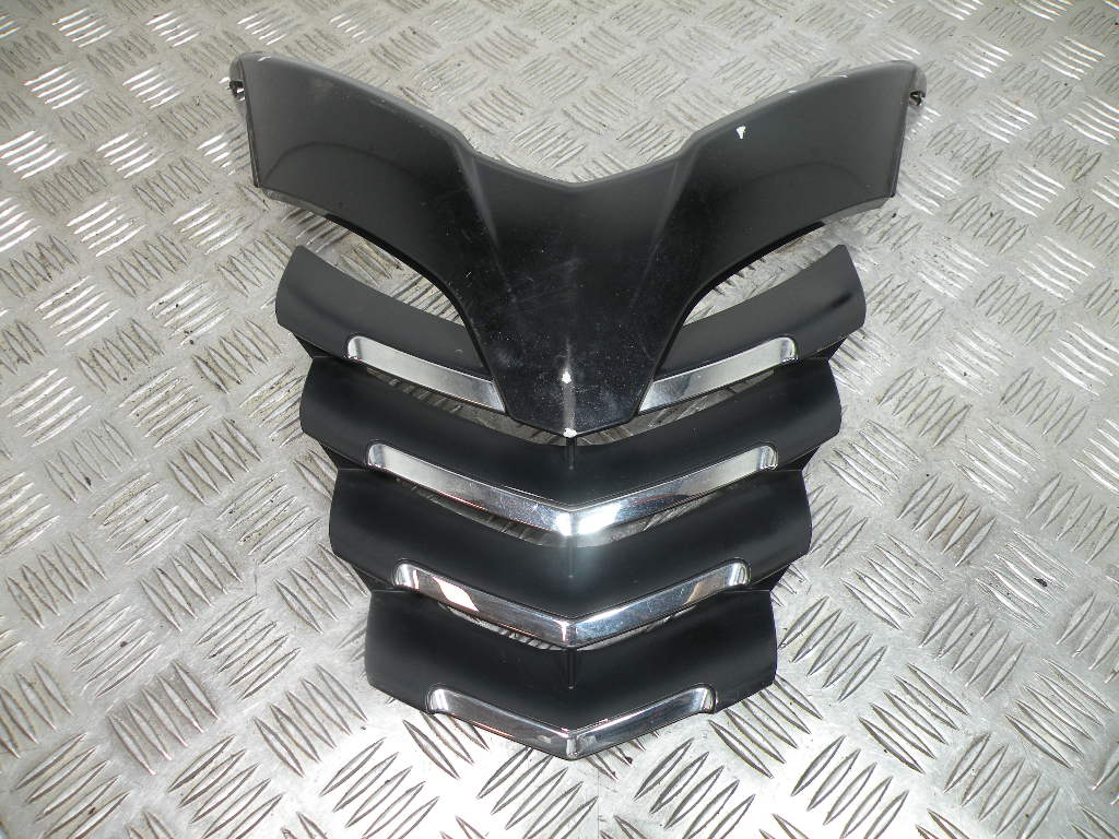 Carénage grille avant PEUGEOT 50 CITYSTAR 2t -2019-