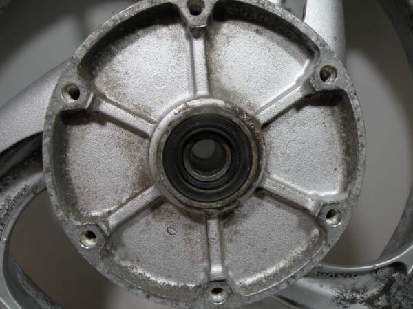 Roue arrière HONDA 650 DEAUVILLE 4t -1998-