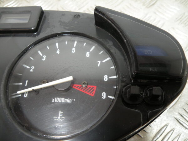 Compteur (98 664 km) HONDA 650 DEAUVILLE 4t -1998-