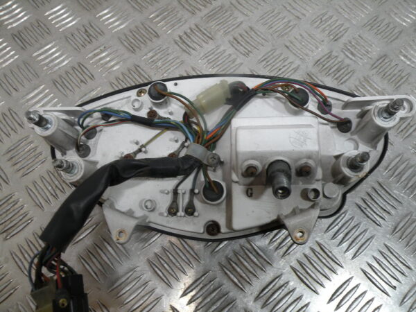 Compteur (98 664 km) HONDA 650 DEAUVILLE 4t -1998-