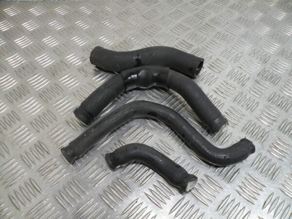Durite d’eau HONDA 650 DEAUVILLE 4t -1998-