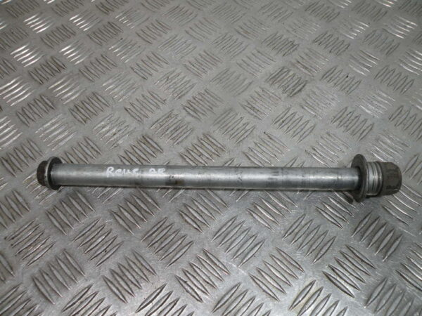 Axe de roue arrière HONDA 650 DEAUVILLE 4t -1998-