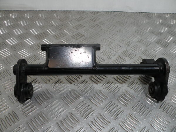 Support moteur PEUGEOT 125 CITYSTAR 4t -2018-