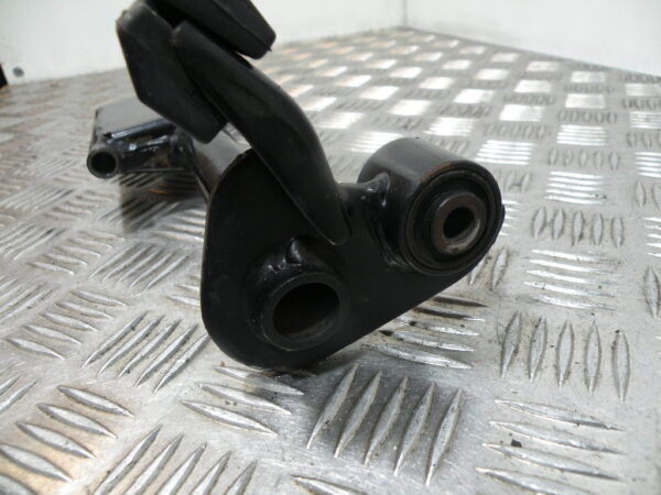 Support moteur PEUGEOT 125 CITYSTAR 4t -2018-