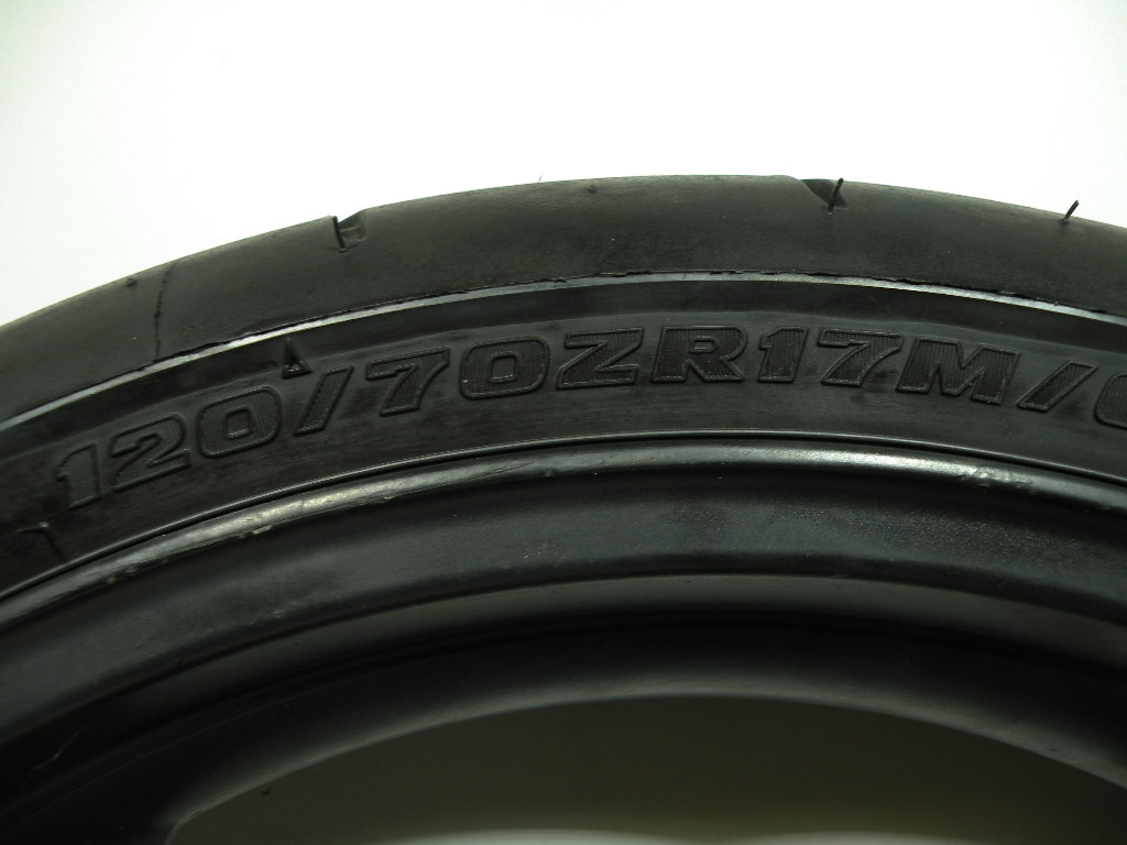 Roue avant TRIUMPH 955 SPRINT 4t -2000-