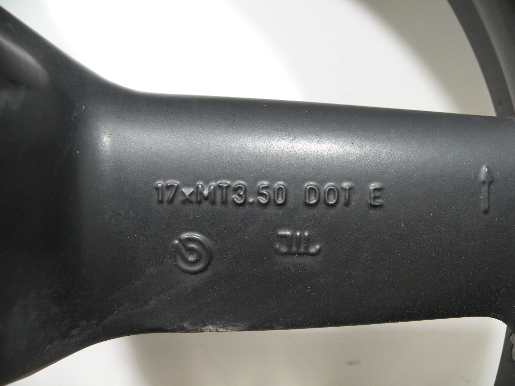 Roue avant TRIUMPH 955 SPRINT 4t -2000-