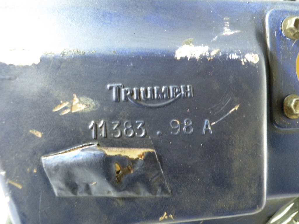 Réservoir d’essence TRIUMPH 955 SPRINT 4t -2000-