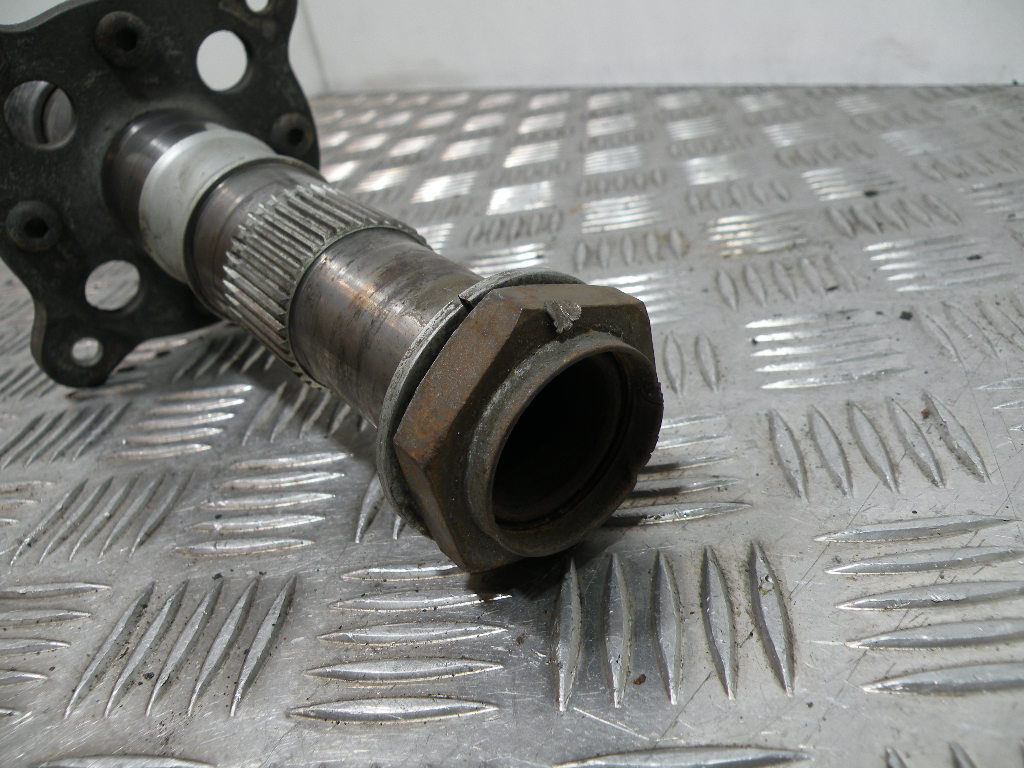 Moyeu de roue arrière TRIUMPH 955 SPRINT 4t -2000-