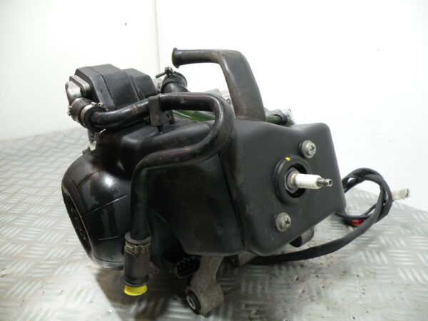 Moteur VESPA 50 LX 2t -2012- (C381M)(12 578km)