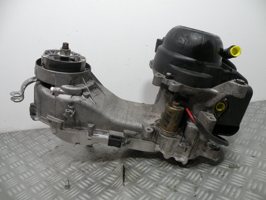 Moteur VESPA 50 LX 2t -2012- (C381M)(12 578km)