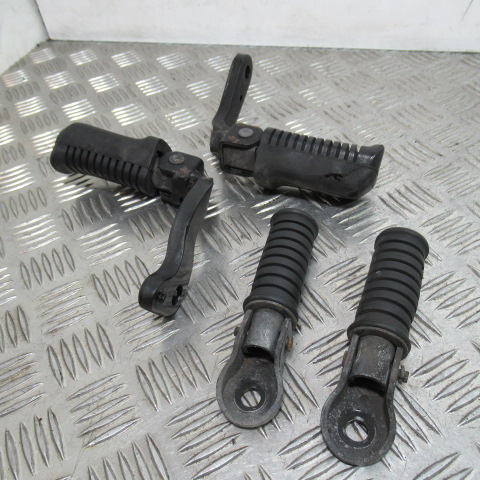 Repose pieds avant et arrière YAMAHA 125 SR – 1998 –